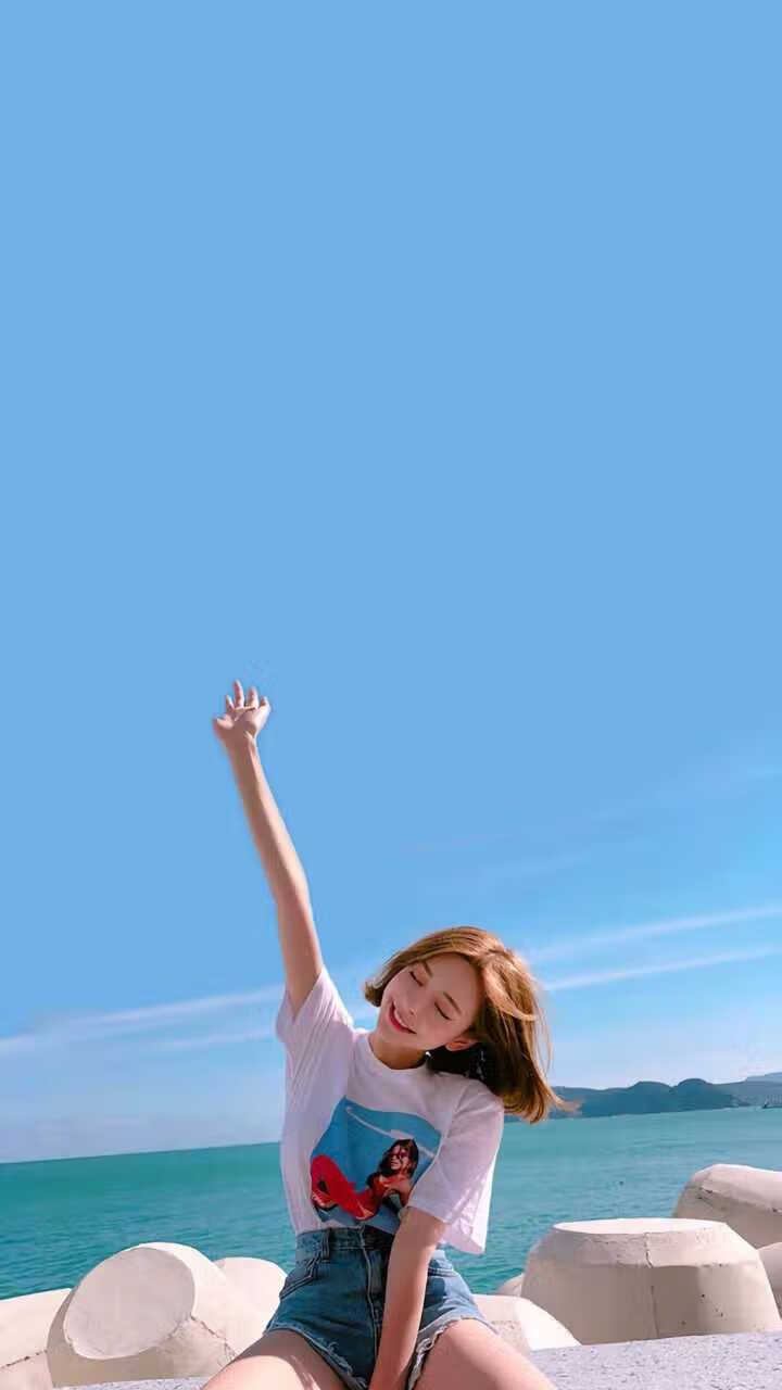 “简阳文体中心：羽毛球决赛进入白热化阶段，紧张刺激”